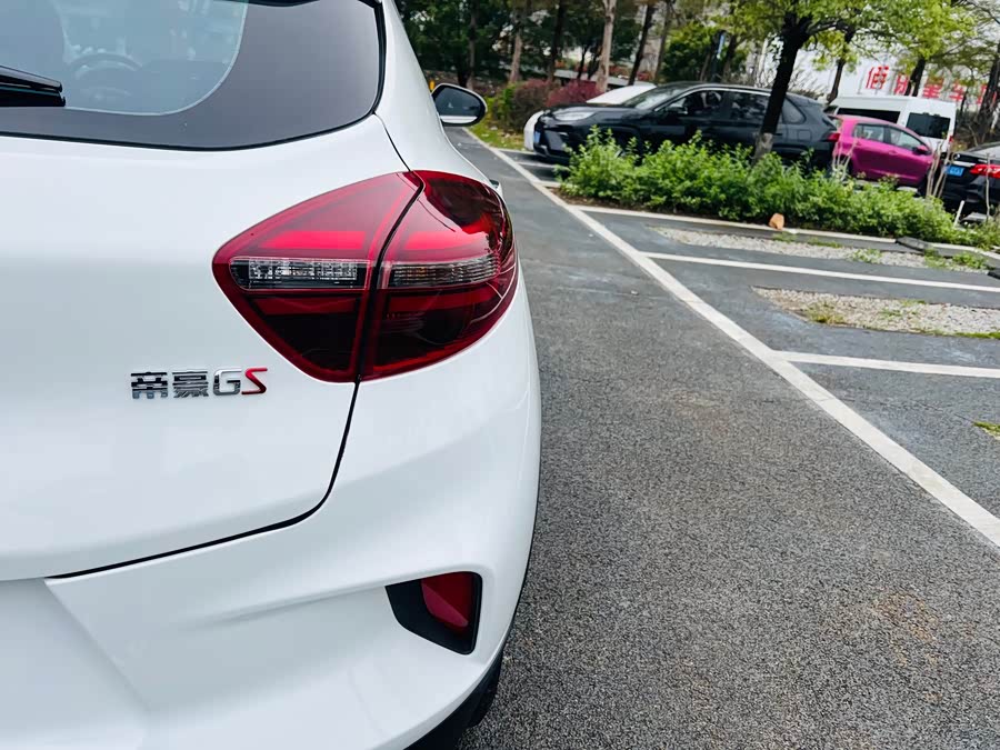 GEELY Emgrand GS 2021 car image #10