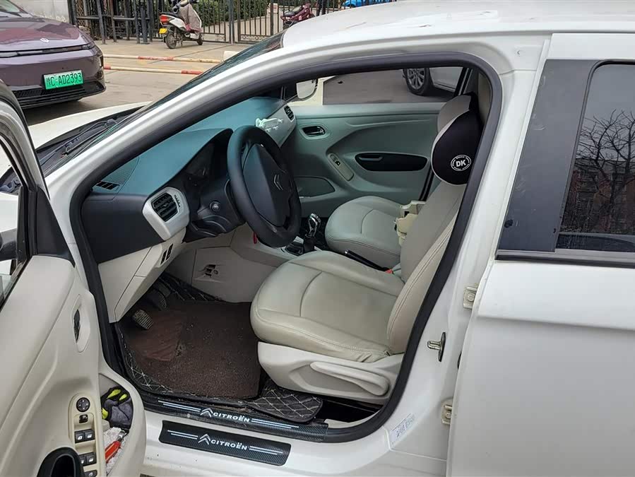 Citroen C-Elysée 2015 imagem de carro #10