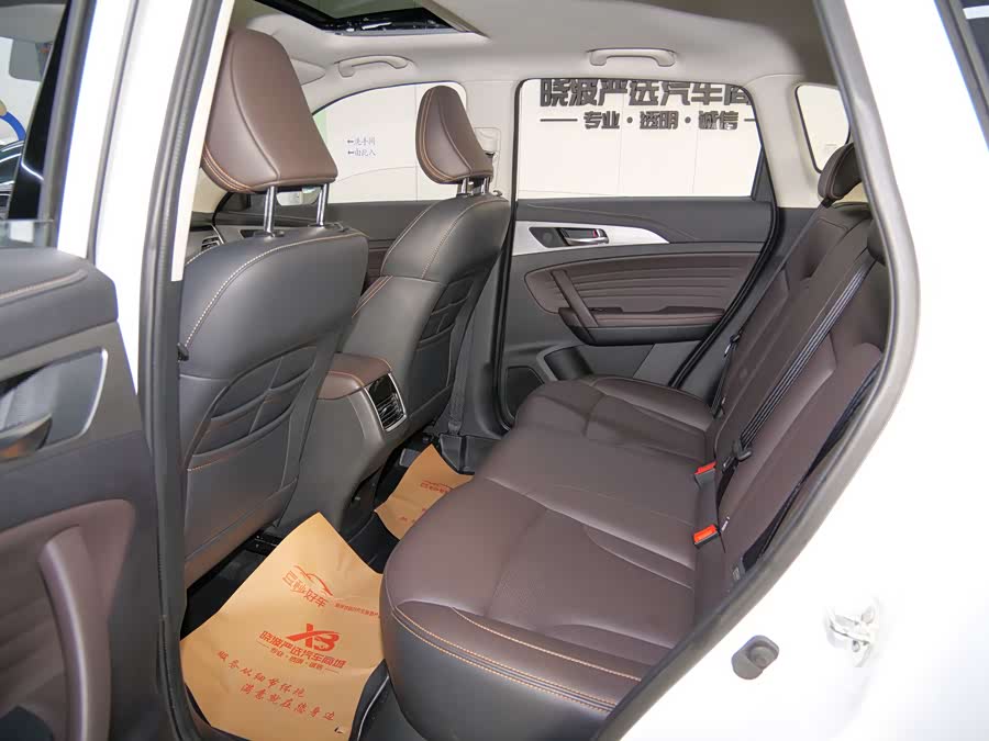 Changan CS35 Plus 2019 изображение автомобиля #10