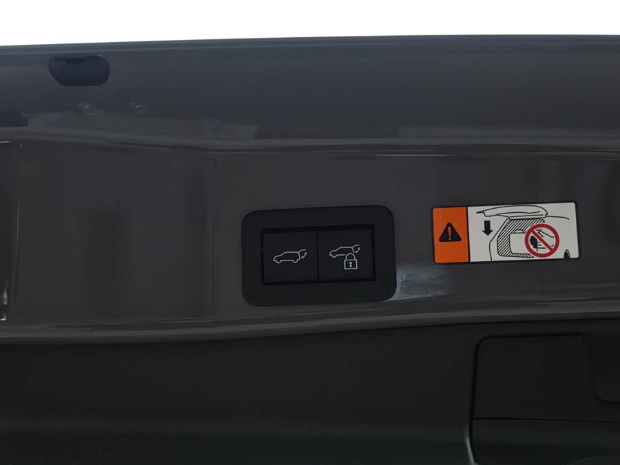Toyota RAV4 2026 car image #10