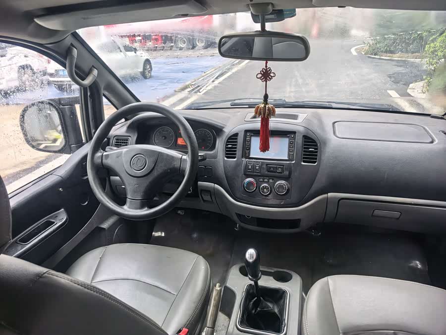 Forthing Lingzhi 2013 car image #10