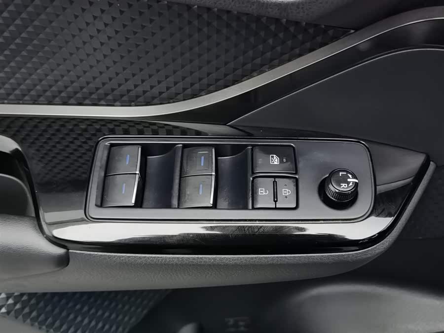 Toyota Izoa 2020 immagine di auto #10