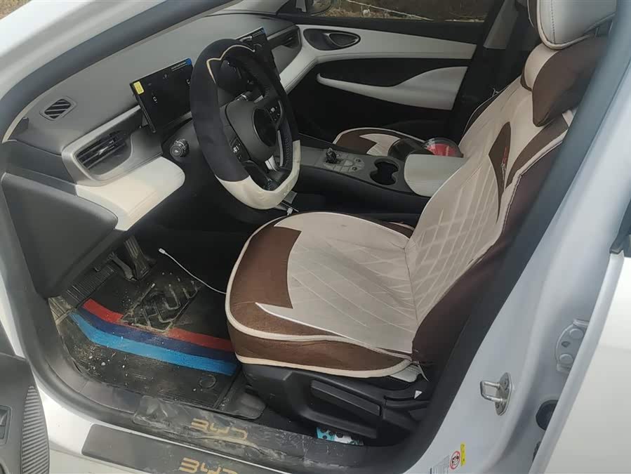 BYD Seal 05 DM-i 2025 immagine di auto #10