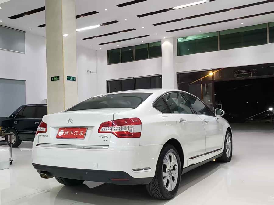 Citroen C5 2011 immagine di auto #10