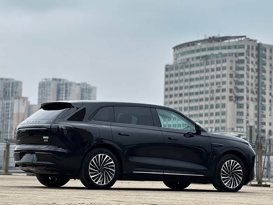 Exceed Stellar Era ET 2025 car image #10