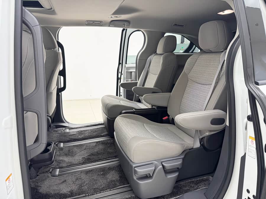 Toyota Sienna 2022 imagen de coche #10