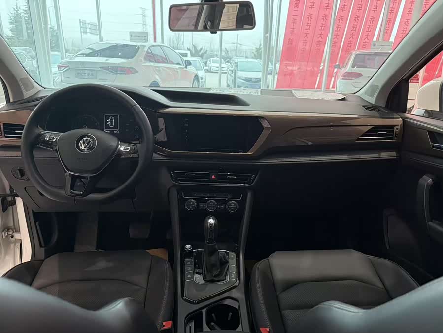 Volkswagen Tharu 2020 #10 Volkswagen Tharu 2020 car image #10