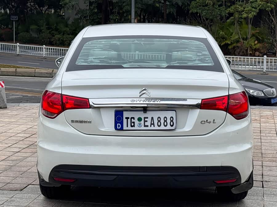 Citroen C4L 2015 imagen de coche #10