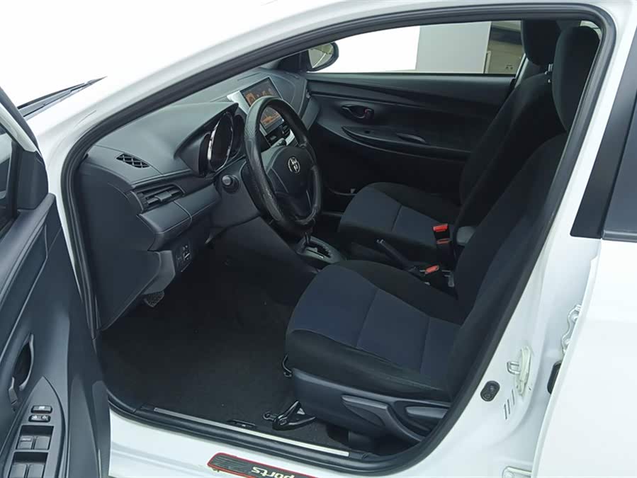 Toyota Yaris L Zhixiang 2018 immagine di auto #10