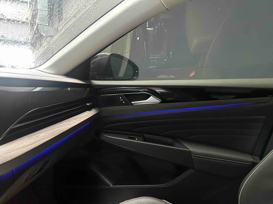 Volkswagen Passat 2021 изображение автомобиля #10