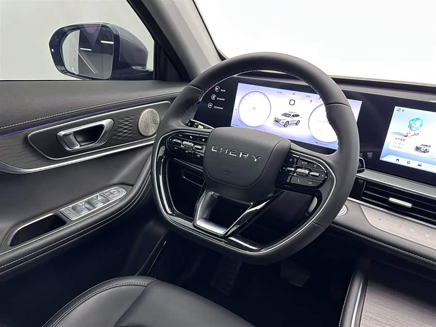 Chery Tiggo 8 PRO 2023 immagine di auto #10