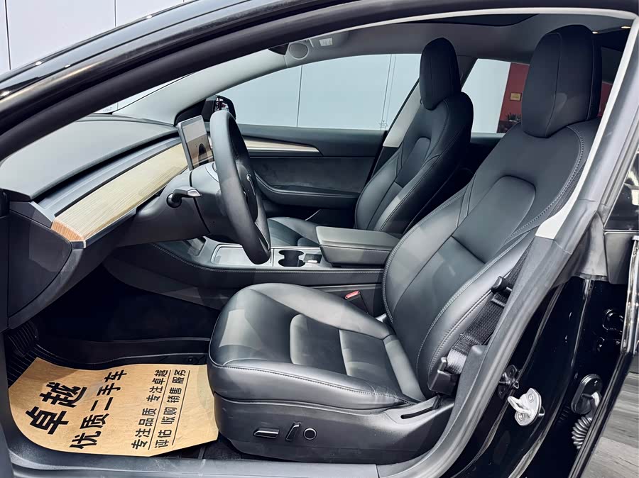 Tesla Model 3 2023 immagine di auto #10