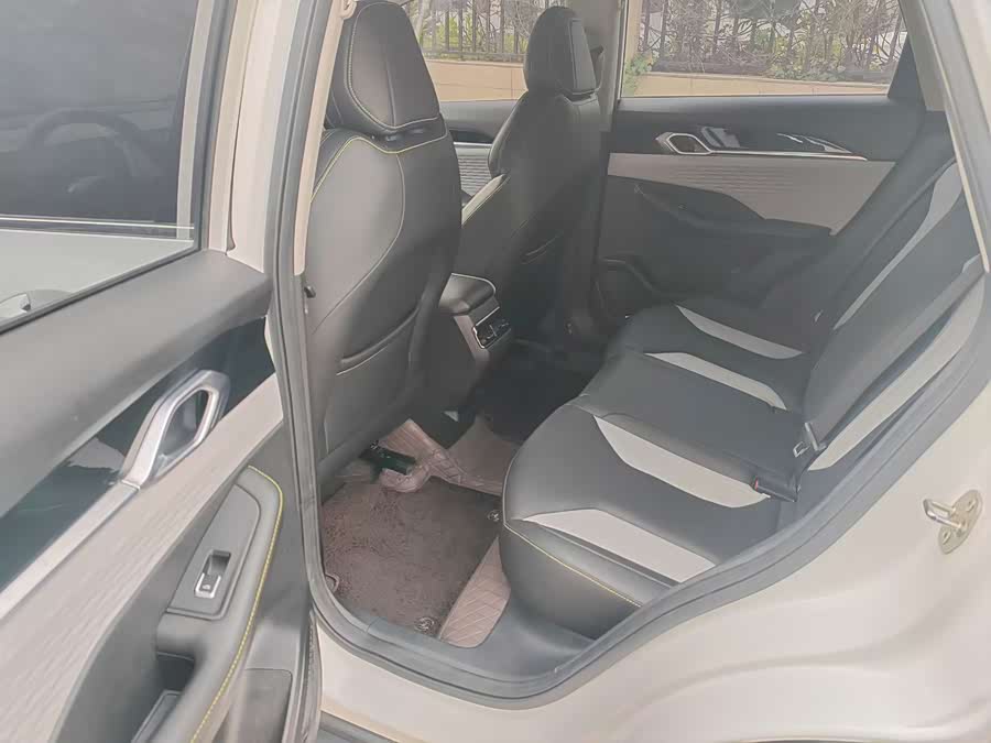 GEELY Coolray 2022 #10 GEELY Coolray 2022 car image #10
