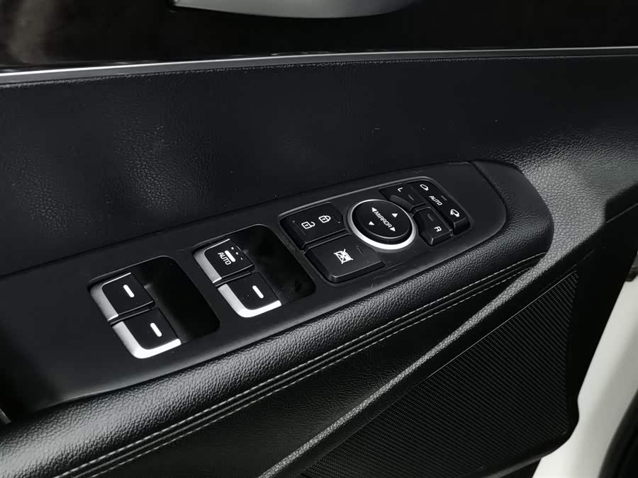 Kia Sorento 2016 immagine di auto #10