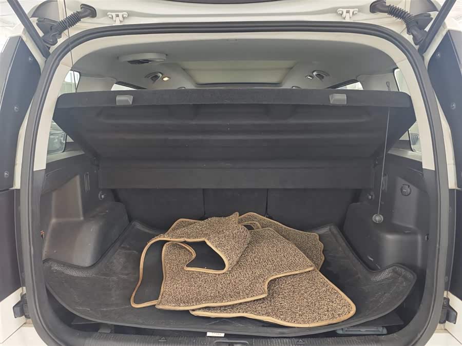 Skoda Yeti 2016 immagine di auto #10