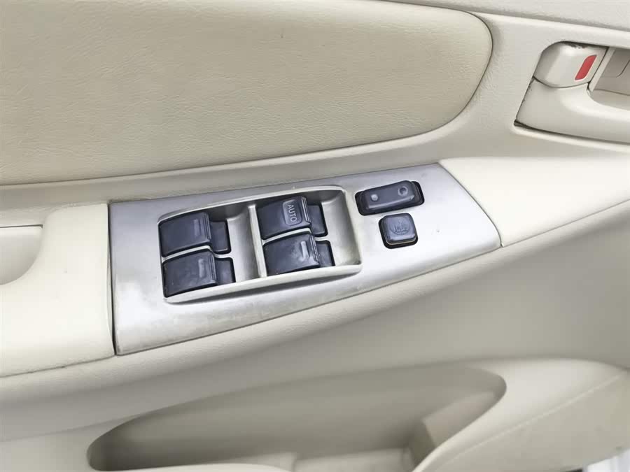 Toyota Corolla (Classic) 2013 car image #10