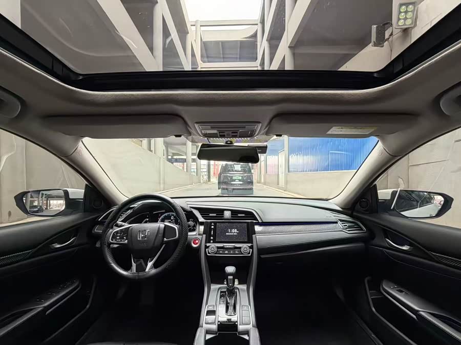 Honda Civic 2021 car image #10