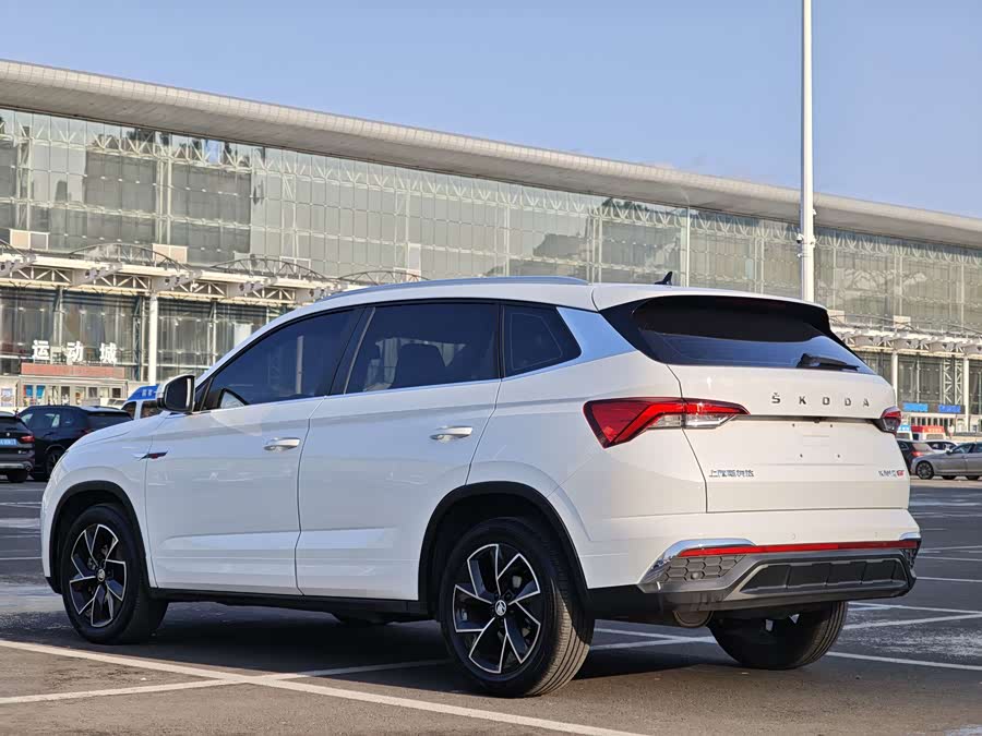 Skoda Kamiq 2021 car image #10