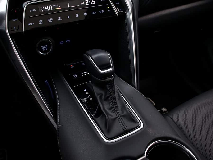 Toyota Venza 2023 car image #10