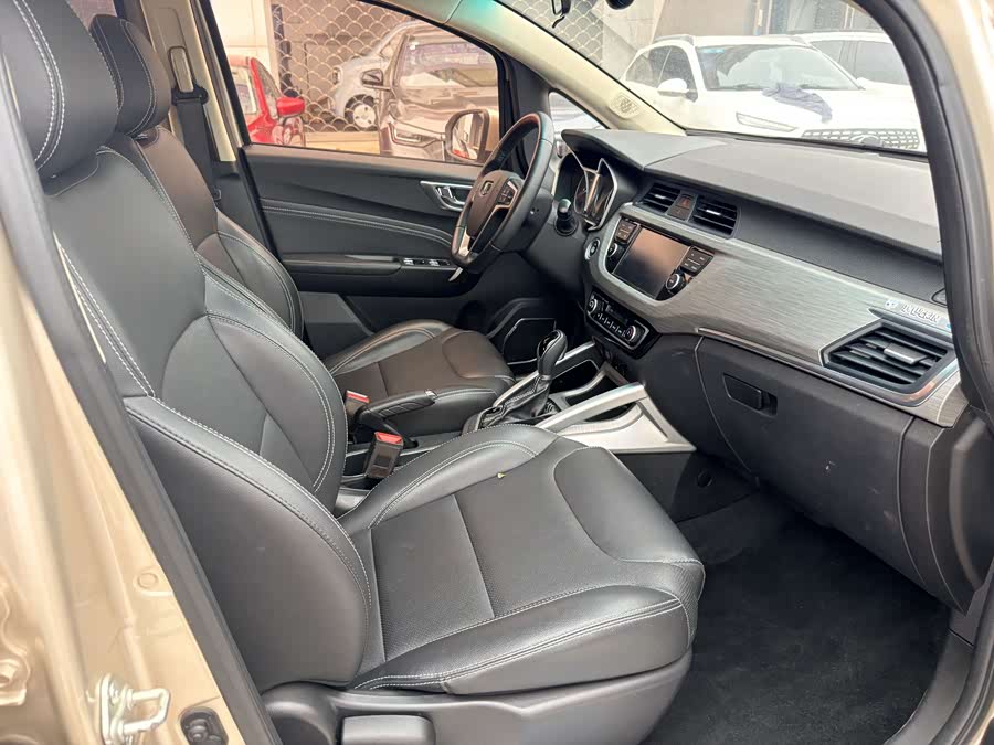 GEELY 2018 car image #10