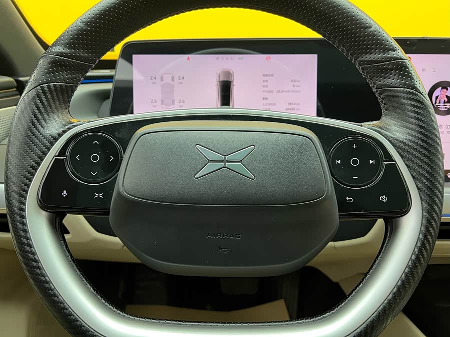 Xpeng P7 2021 صورة سيارة #10