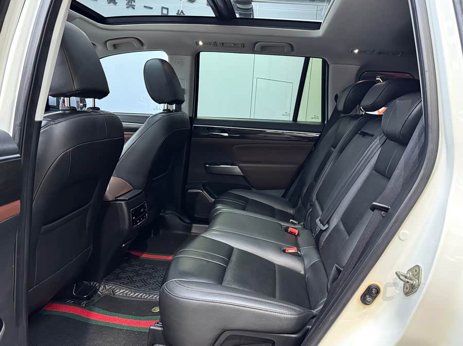 GAC Trumpchi GS8 2017 car image #10