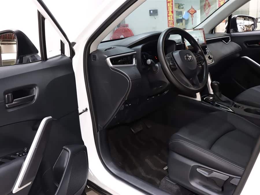 Toyota Corolla Cross 2024 car image #10