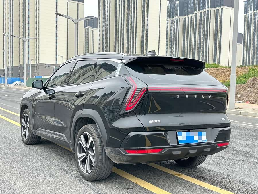 GEELY Boyue L 2025 car image #10