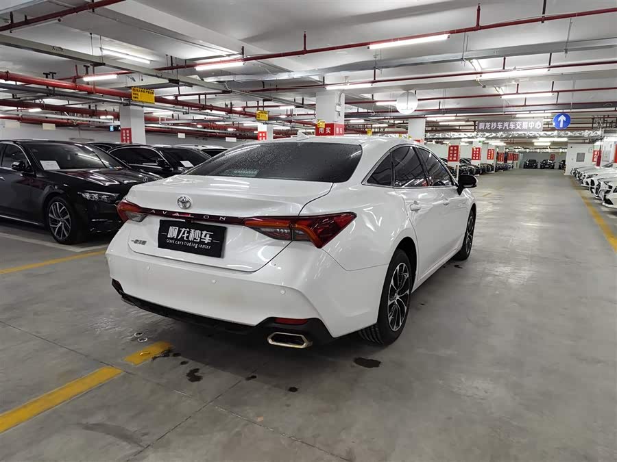 Toyota Avalon 2024 car image #10