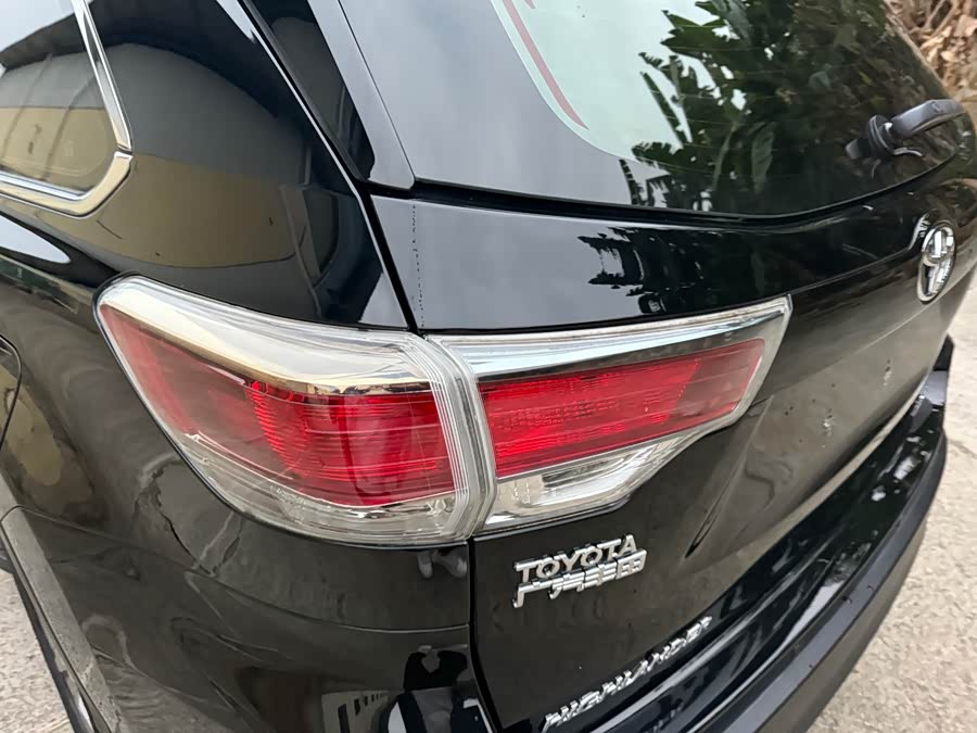 Toyota Highlander 2016 car image #10