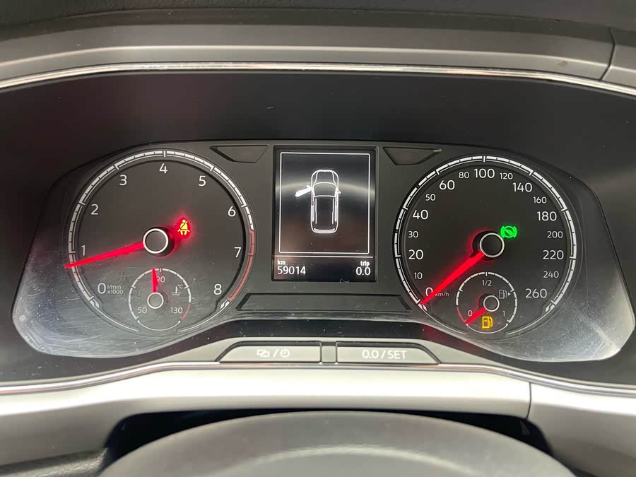 Volkswagen Passat 2023 car image #10