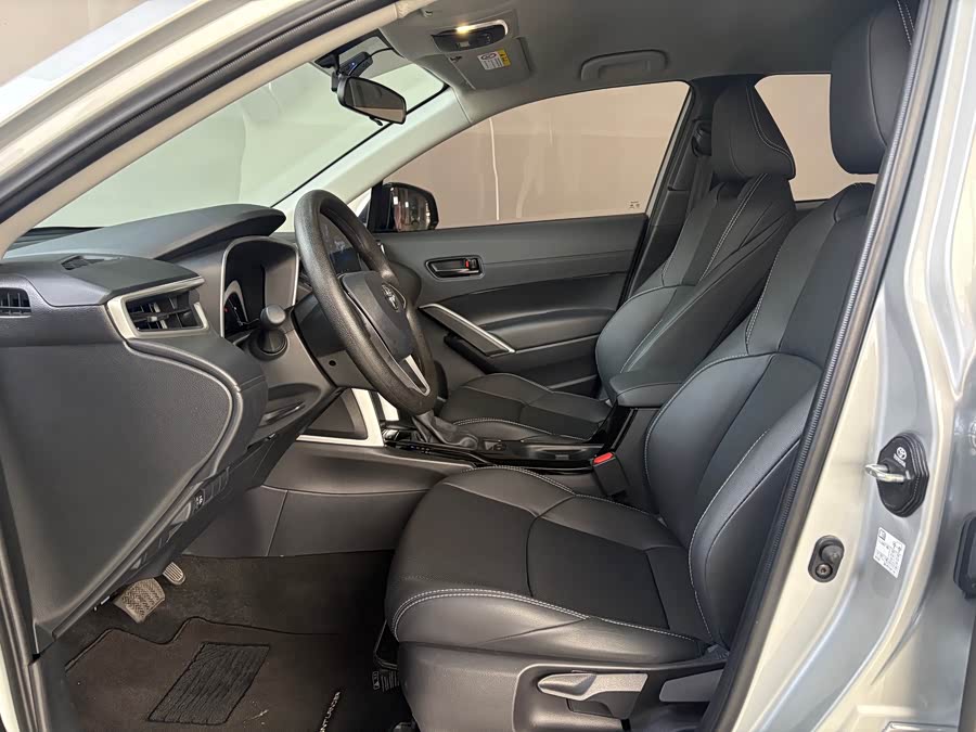 Toyota Frontlander 2025 car image #10