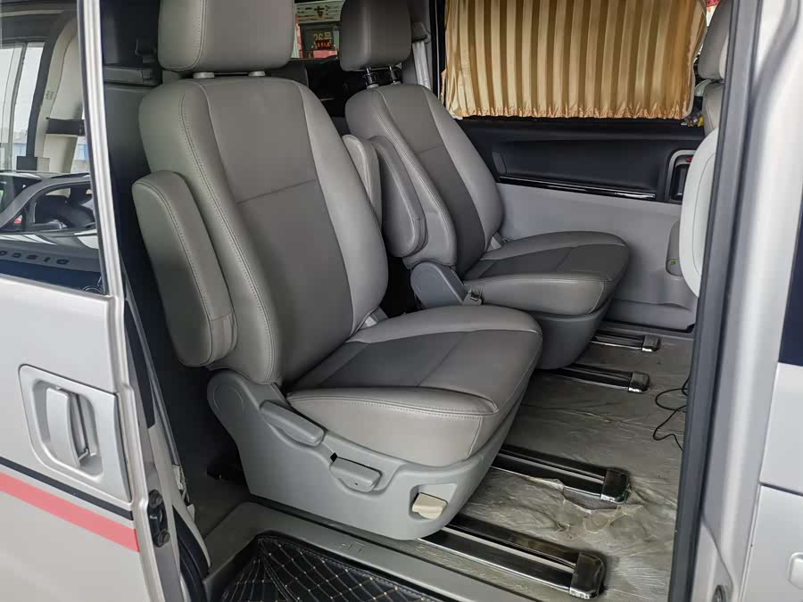 JAC 2016 immagine di auto #10