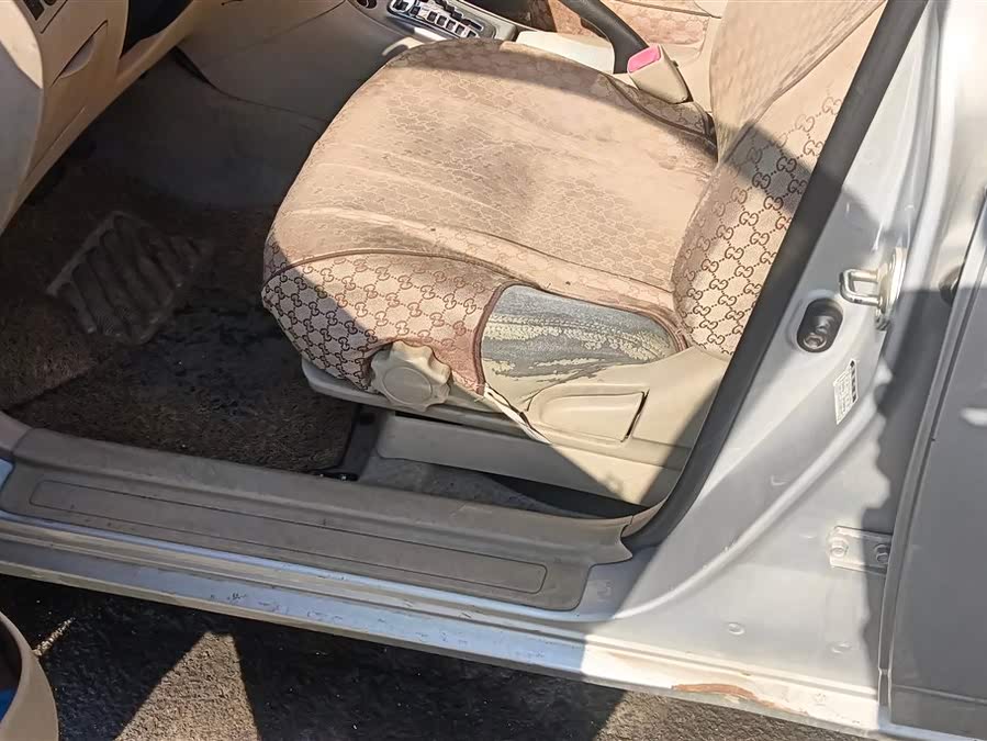 Toyota Corolla (Classic) 2015 car image #10