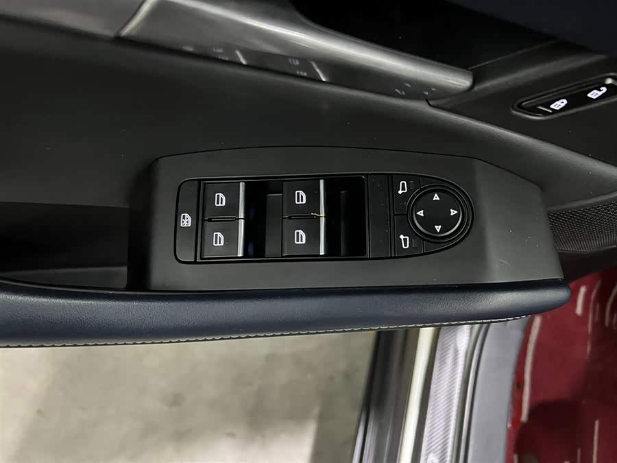 Mazda CX-30 2022 изображение автомобиля #10