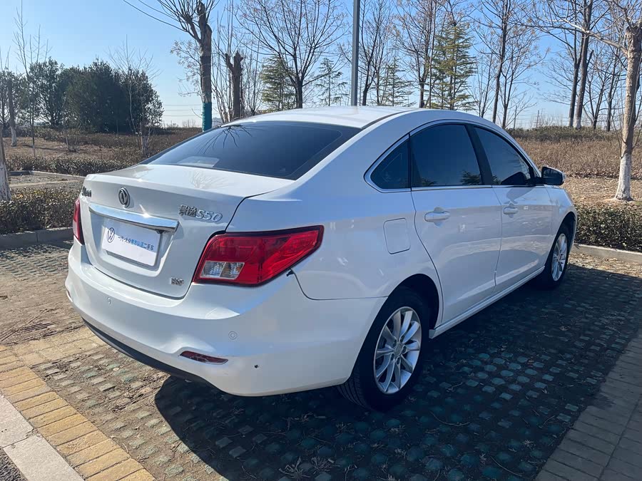 Forthing JOYEAR S50 2016 car image #10