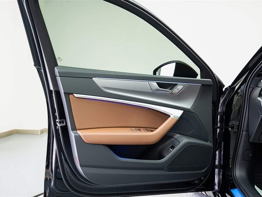 Audi A6L 2025 car image #10