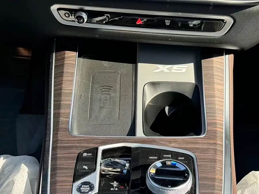 BMW X5 imagen de coche #10