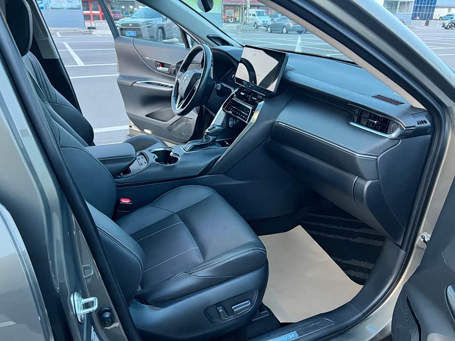 Toyota Harrier 2021 immagine di auto #10