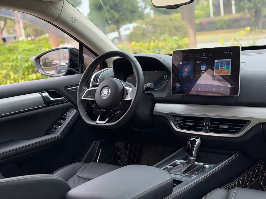 BYD Tang 2018 immagine di auto #10