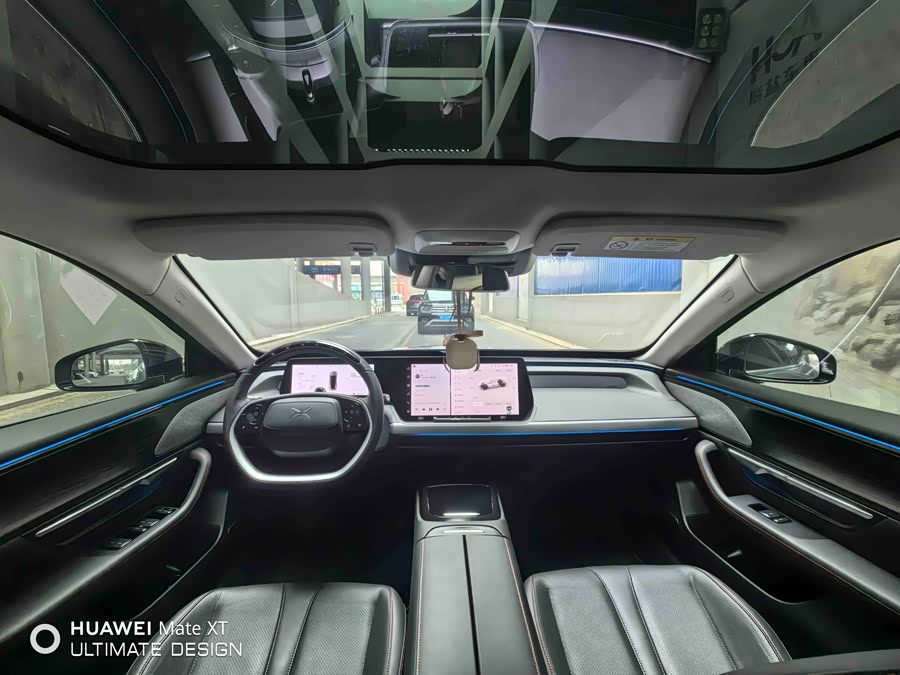 Xpeng P7 2023 صورة سيارة #10