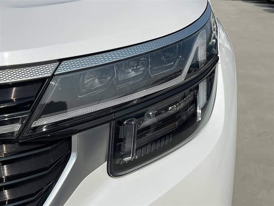 起亚 赛图斯 2023 汽车图片 #10