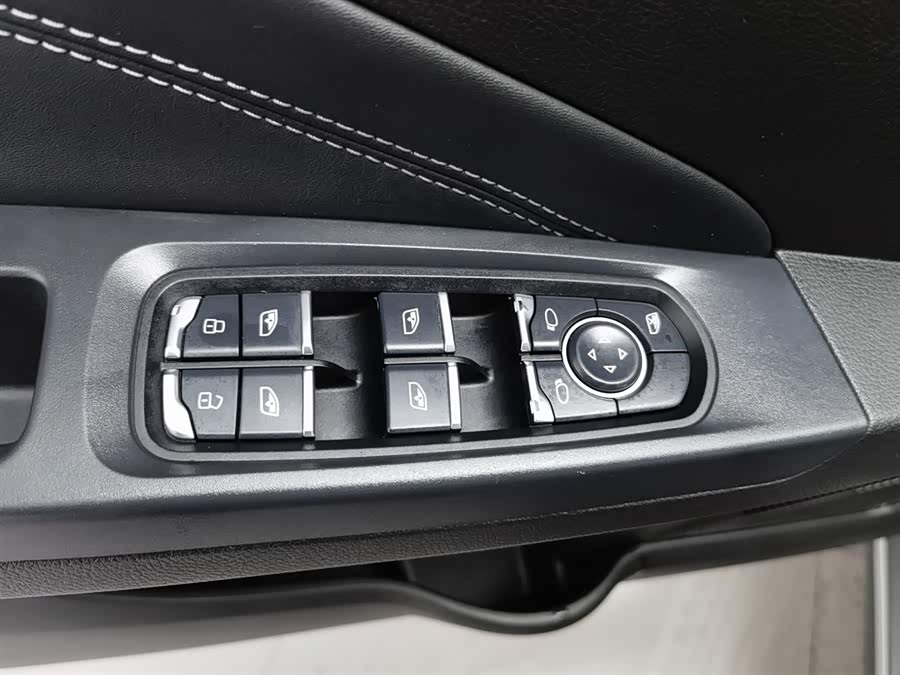 Neta V 2022 imagen de coche #10