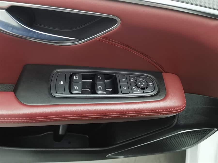 Jetour X70 PLUS 2023 car image #10