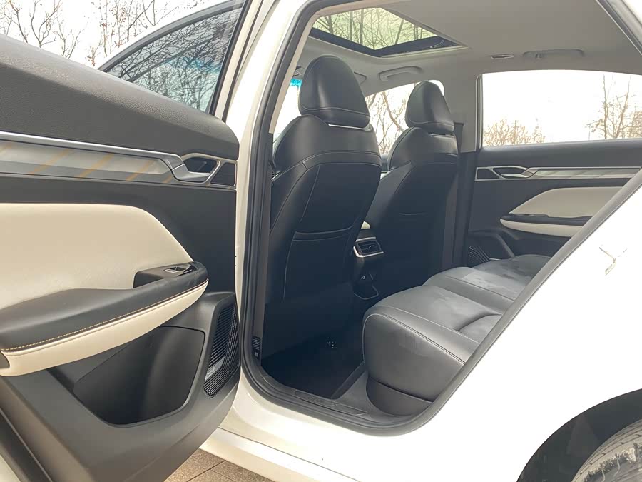 GEELY Emgrand L 2022 imagem de carro #10