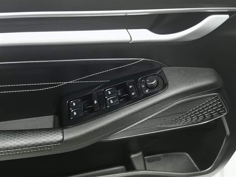 GEELY Emgrand 2023 car image #10