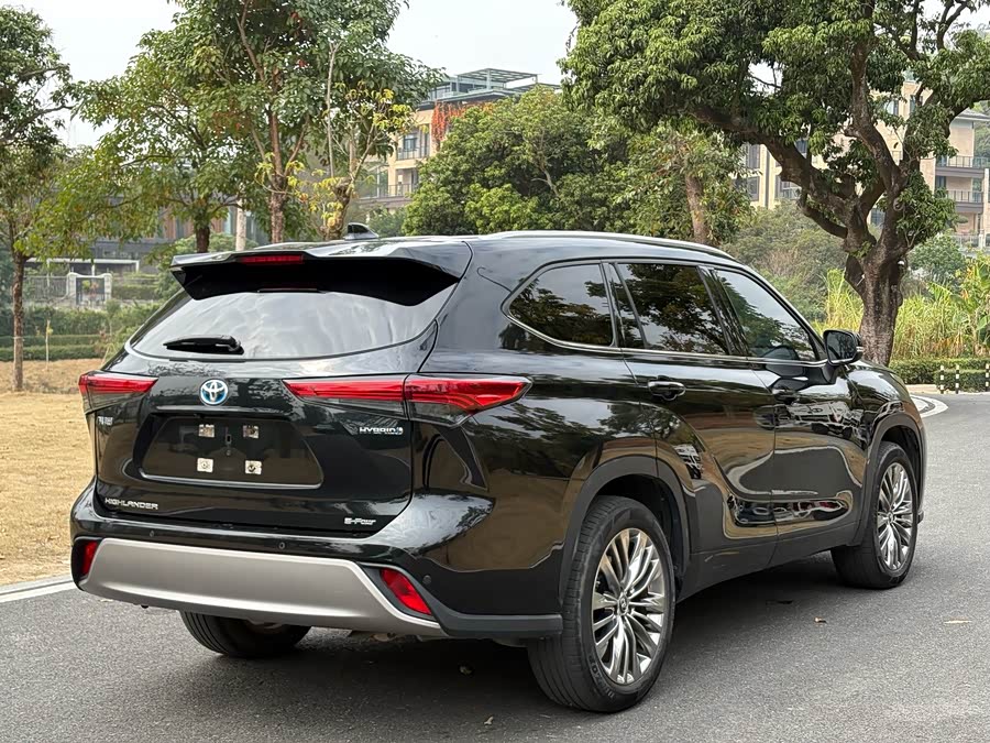 Toyota Highlander 2023 #10 Toyota Highlander 2023 car image #10