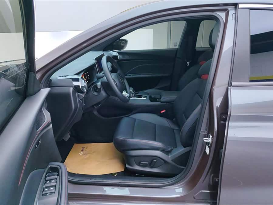 MG 5 2025 car image #10