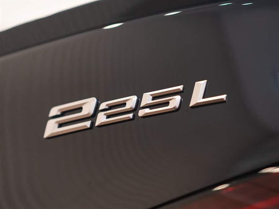 BMW 2 Series 2026 car image #10