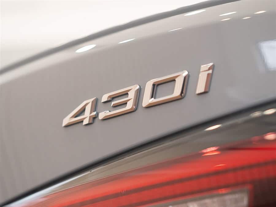 BMW 4 Series 2025 car image #10